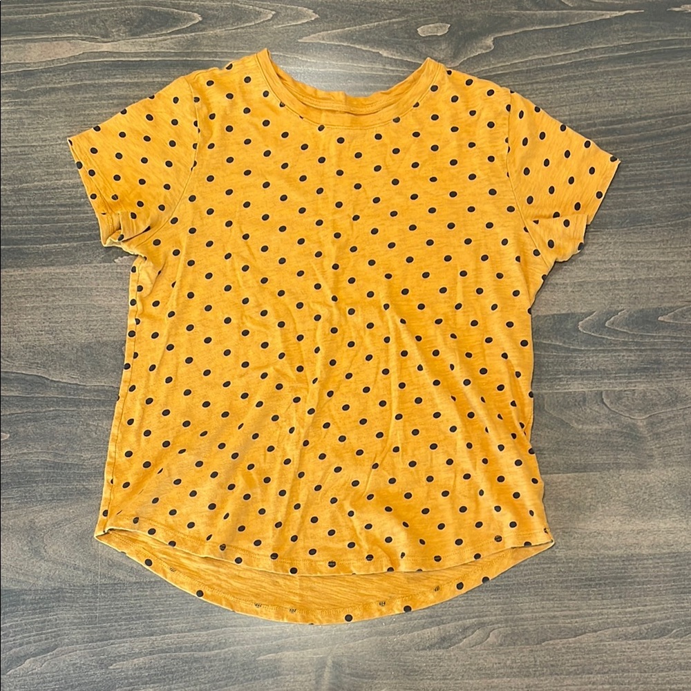 Old Navy Yellow Short Sleeve Tee Relaxed Fit